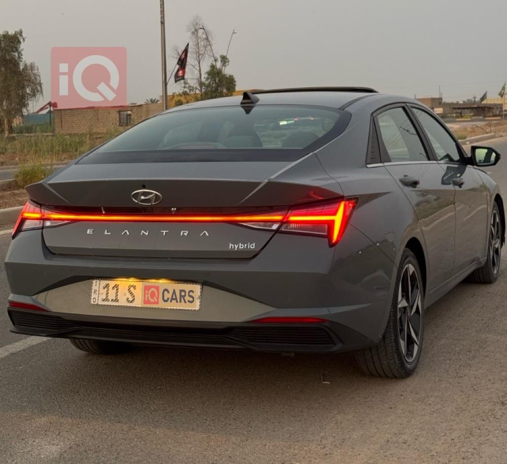 هیوندای ئەلەنترا